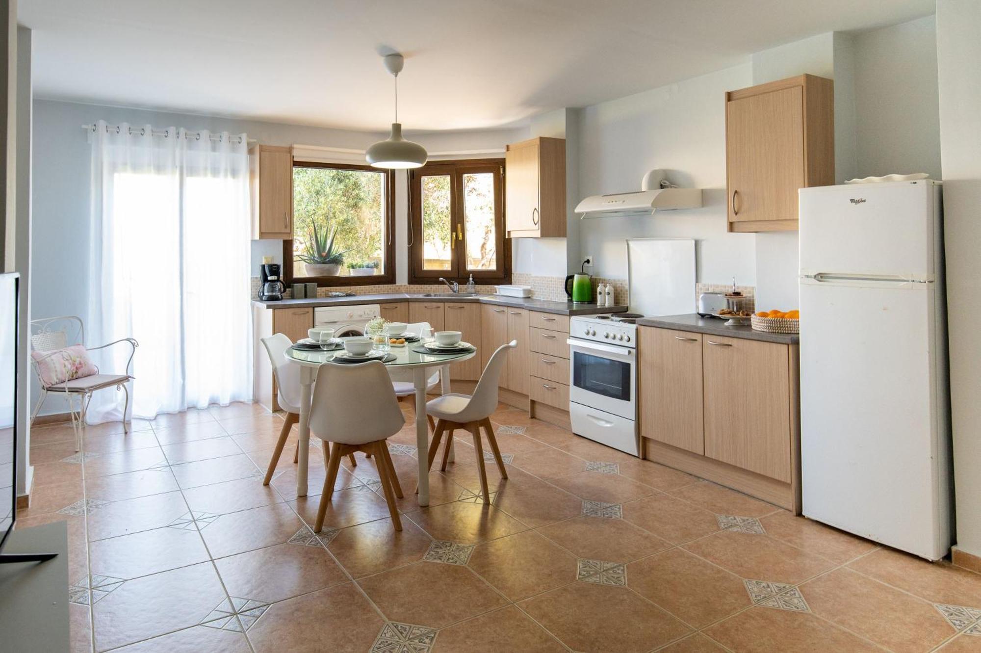 Natalia'S Apartment In Tavronitis Екстериор снимка